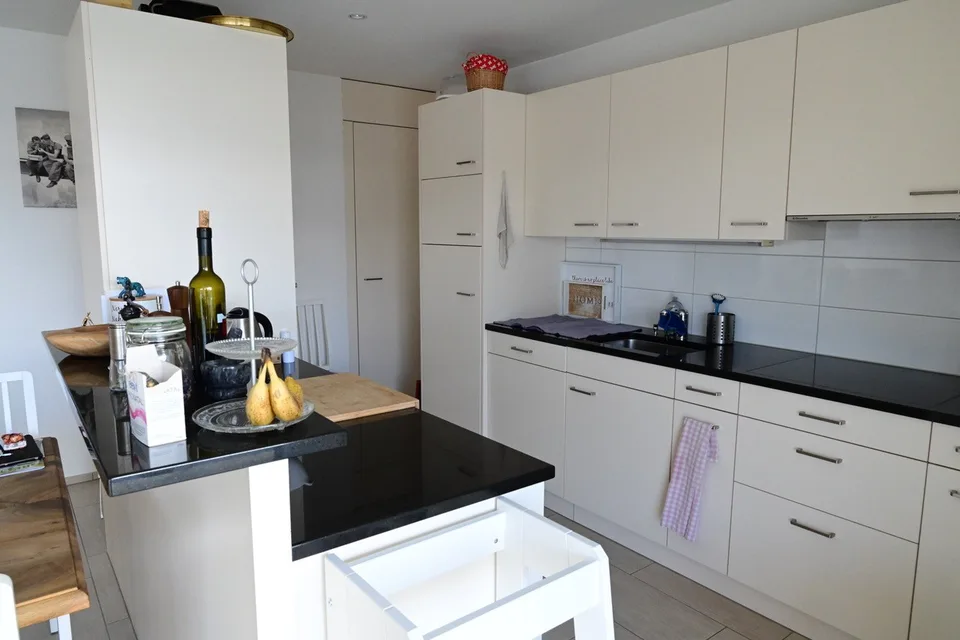 Top-4.5 Zimmerwohnung an sehr guter Lage in Rafz – photo 4 of 8