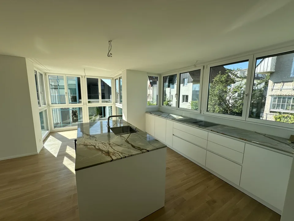 Exklusive 4.5-Zimmer-Neubauwohnung mit Lift direkt in die Wohnung – Foto 2 von 13
