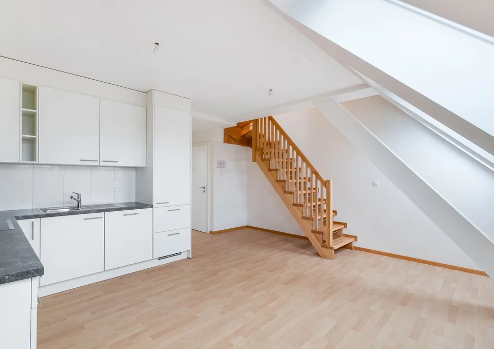 Wunderschöne neue 3 Zimmer Maisonettewohnung per sofort zu vermieten – photo 9 sur 13