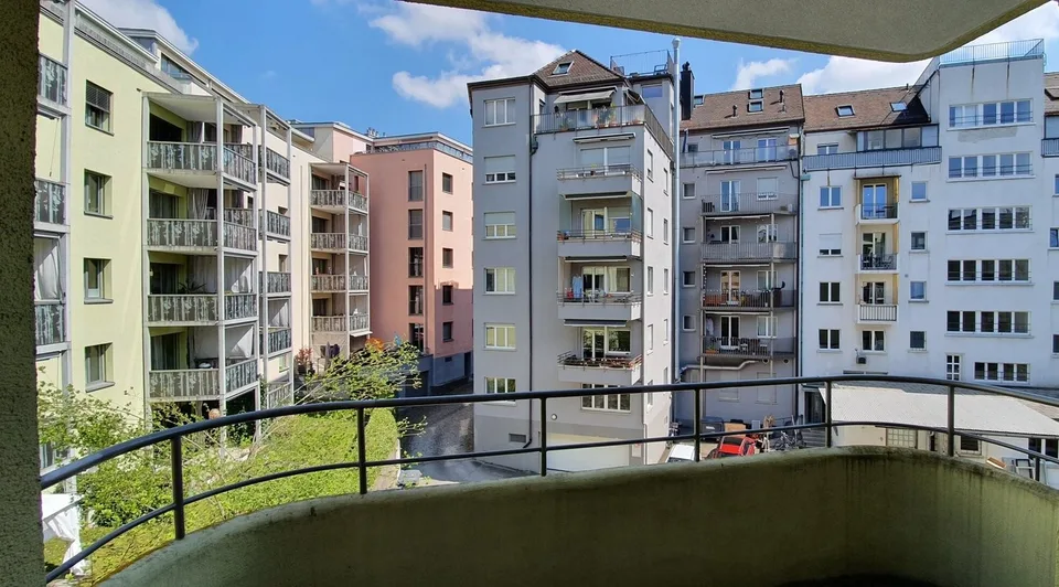 Appartement de ville moderne à Schaffhauserplatz – photo 9 sur 13