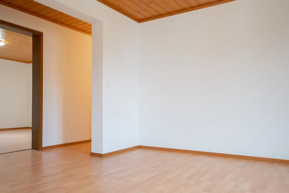 Grosszügige 3 Zimmer Wohnung in ruhigem Wohnquartier in Rorschach – Foto 5 von 9