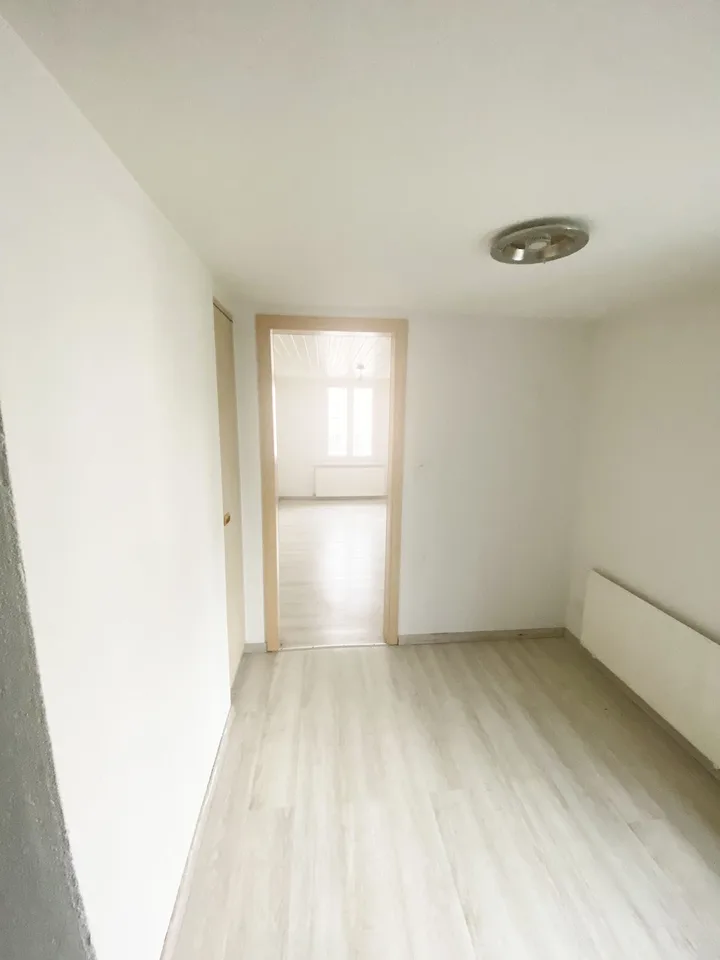Neuwertige, wunderschöne 4.5 Zimmerwohnung zentral in St. Gallen! – photo 6 sur 8
