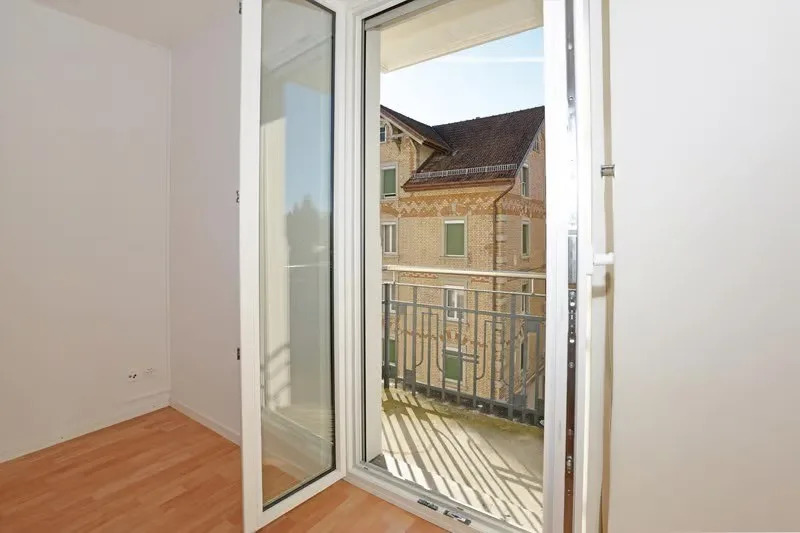 Renovierte und zentrale 4.0-Studentenwohnung in 9000 St. Gallen! – foto 2 di 9