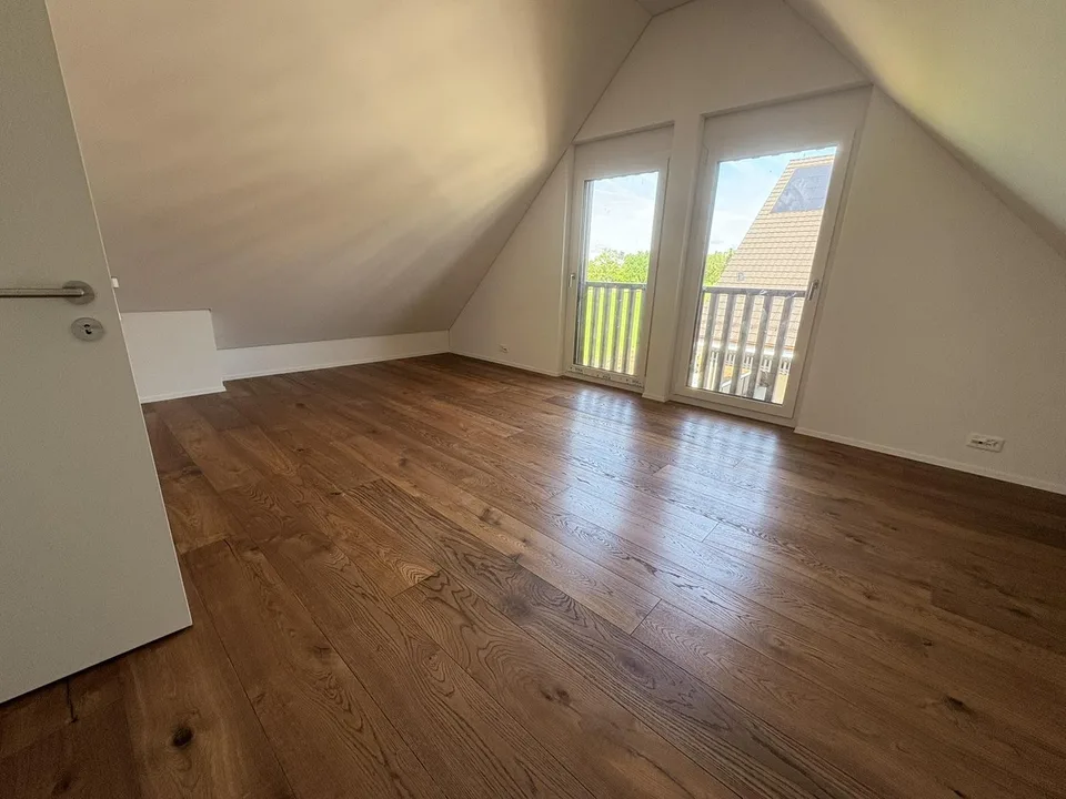 Aussergewöhnliche Neubauwohnung (Bj. 2026) mit Top-Aussicht – photo 4 sur 4