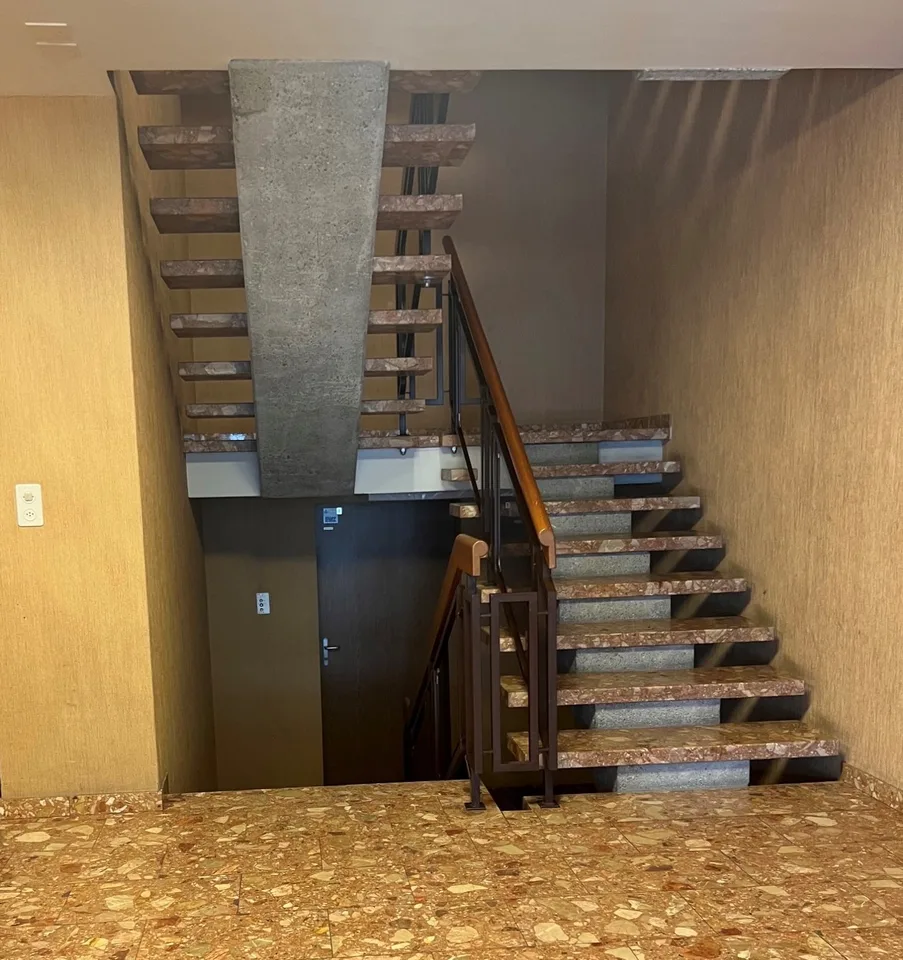 Gewerbefläche im Zürcher Seefeld mit 9 Einzelbüros – Foto 10 von 14