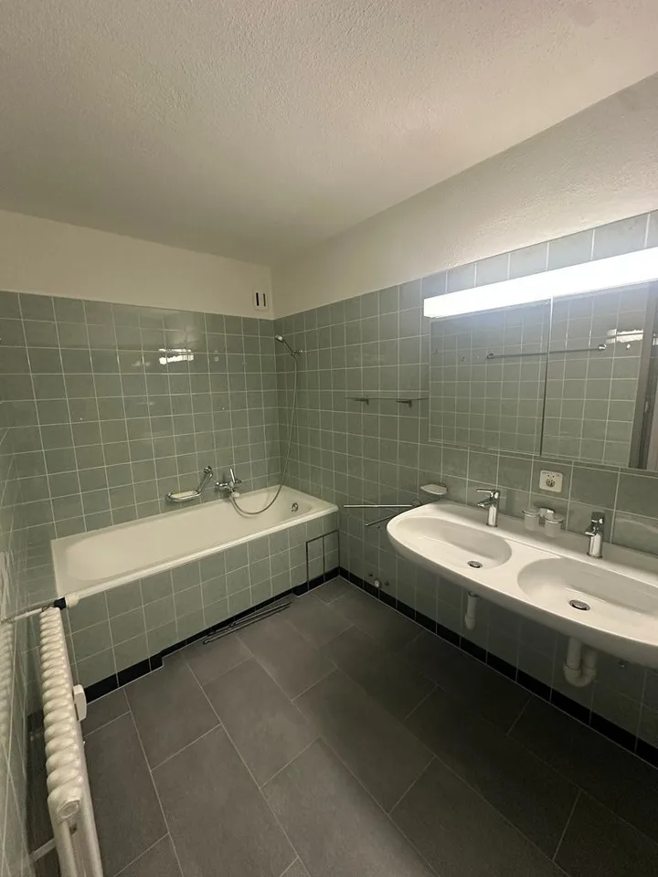 Moderne Altbauwohnung sucht neuen Mieter – Foto 7 von 10