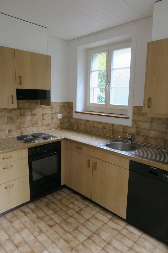 BEFRISTET ZU VERMIETEN - charmante Altbauwohnung im Breitenrain – Foto 5 von 9