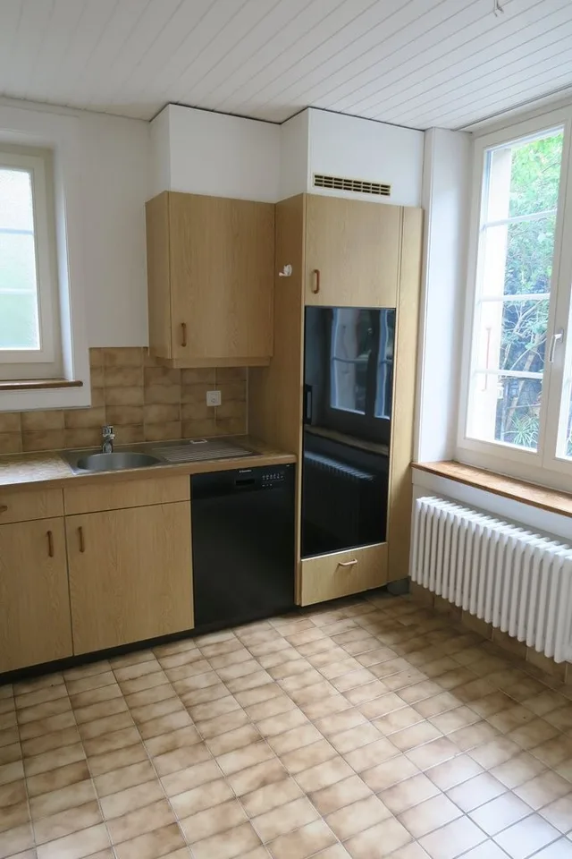 BEFRISTET ZU VERMIETEN - charmante Altbauwohnung im Breitenrain – Foto 4 von 9