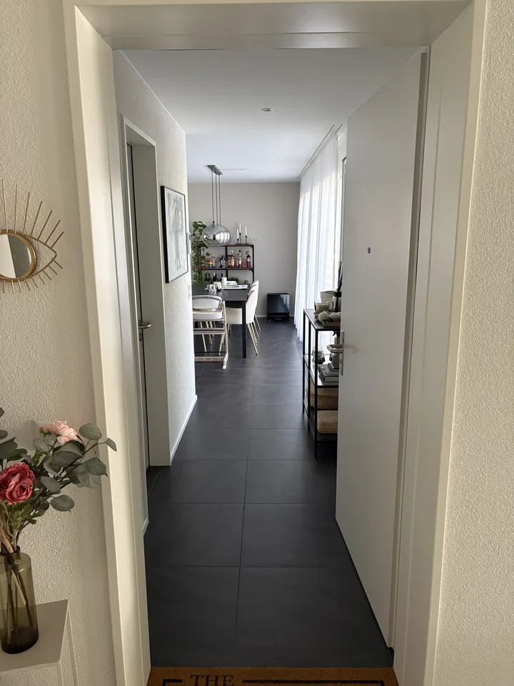 4.5-Zimmer-Wohnung mit Gartensitzplatz am Fusse des Uetlibergs – photo 1 of 20