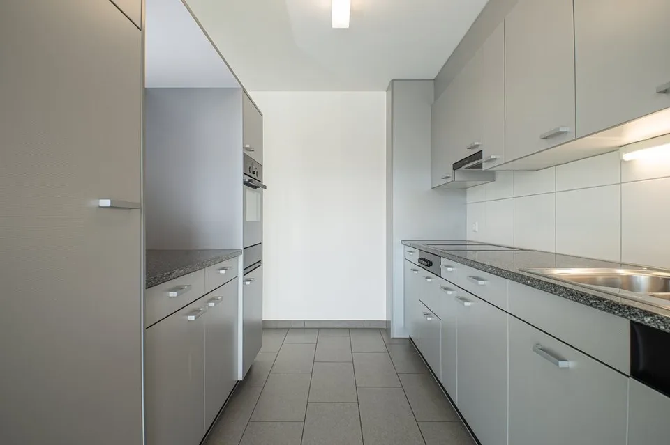 So lässt es sich wohnen! 82m2 Terrasse! – Foto 6 von 9
