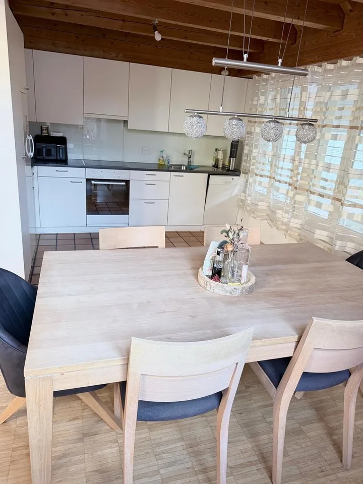 5.5-Zimmer Maisonette-Dachwohnung mit Dachterrasse – photo 3 sur 4