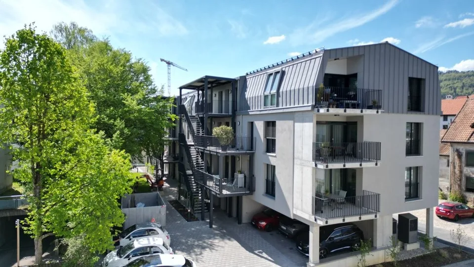 Modernes Wohnen im Neubau: 1.5-Zimmer-Wohnung mit Balkon im 3. OG – Foto 10 von 12