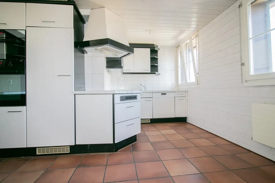 Appartement spacieux 7.5 pièces avec jardin d'hiver à St. Margrethen – photo 3 sur 12