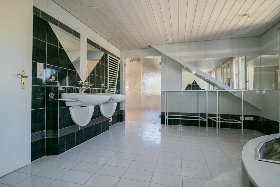 Appartement spacieux 7.5 pièces avec jardin d'hiver à St. Margrethen – photo 6 sur 12