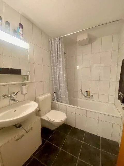 Petit, confortable et central - idéal pour les célibataires ! – photo 3 sur 6