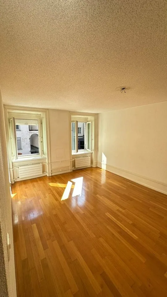 Urbane 2.5-Zimmerwohnung im Niederdorf! – Foto 2 von 7