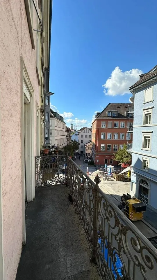 Grosszügige 3.5-Zimmerwohnung im Herzen der Zürcher Altstadt – Foto 3 von 10