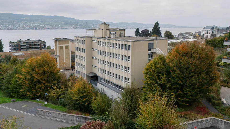 Horgen - 4 ausgebaute Büros Plug & Play – Foto 6 von 6