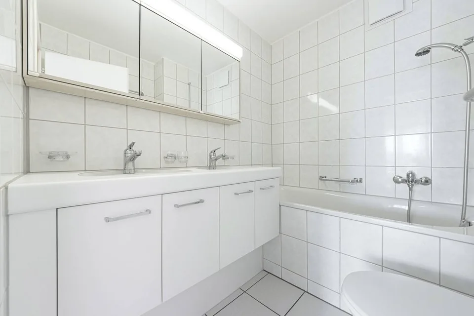 MIETEN OHNE KAUTION - Schöne 3.5-Zi.-Wohnung sucht Nachfolger – photo 4 of 9