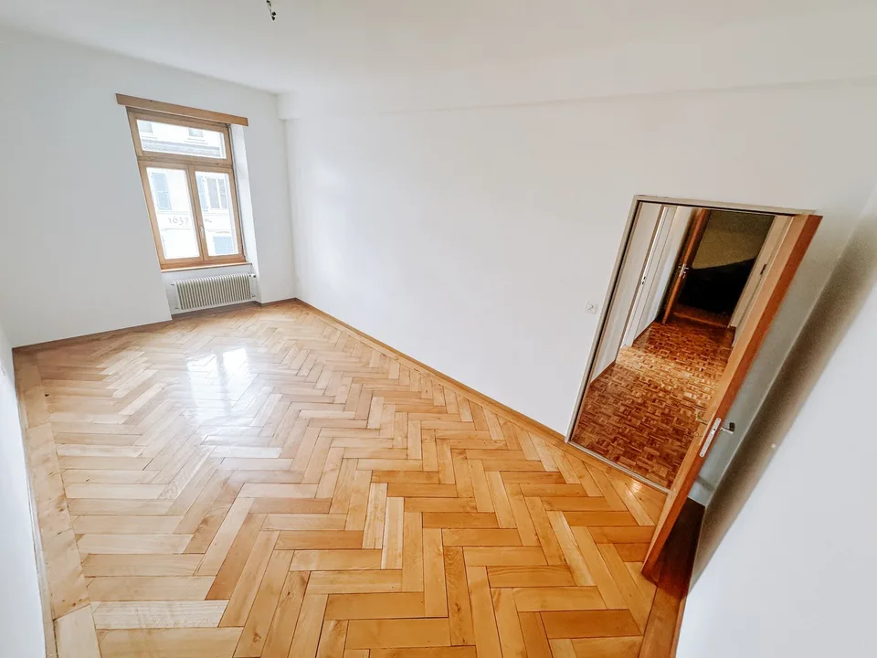 4.5 pièces - Appartement luxueux dans un endroit calme et central – Foto 7 von 9