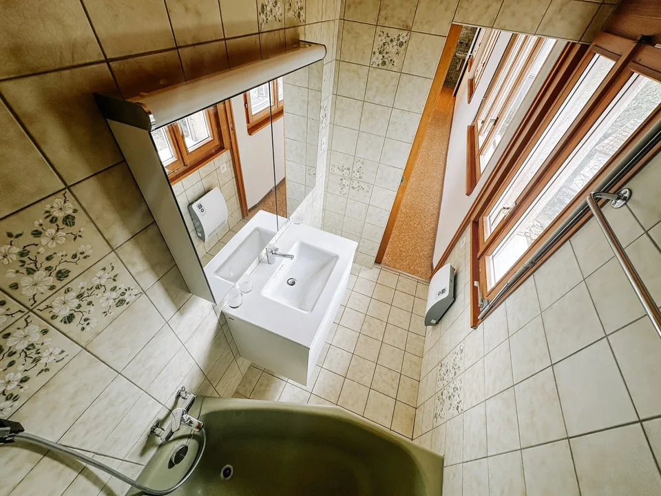 4.5 pièces - Appartement luxueux dans un endroit calme et central – Foto 8 von 9