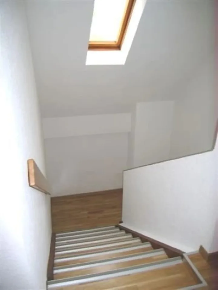 5 Zimmer Dachgeschosswohnung in fußläufiger Nähe zur Messe und zum Bahnhof – photo 9 sur 9