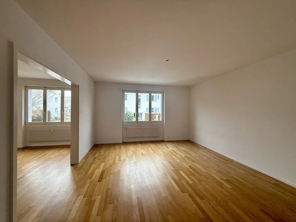 Moderne, helle 4-Zimmerwohnung mit einladendem Gartensitzplatz in Muri – photo 5 sur 9