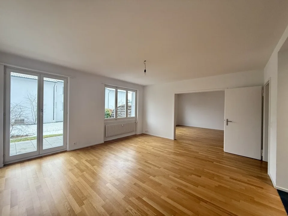 Moderne, helle 4-Zimmerwohnung mit einladendem Gartensitzplatz in Muri – photo 6 sur 9