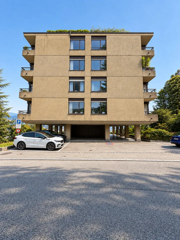 Elegantes 3.5-Zimmer-Wohnung mit großer Panoramaterrasse und Seeblick Paradiso – Foto 23 von 25
