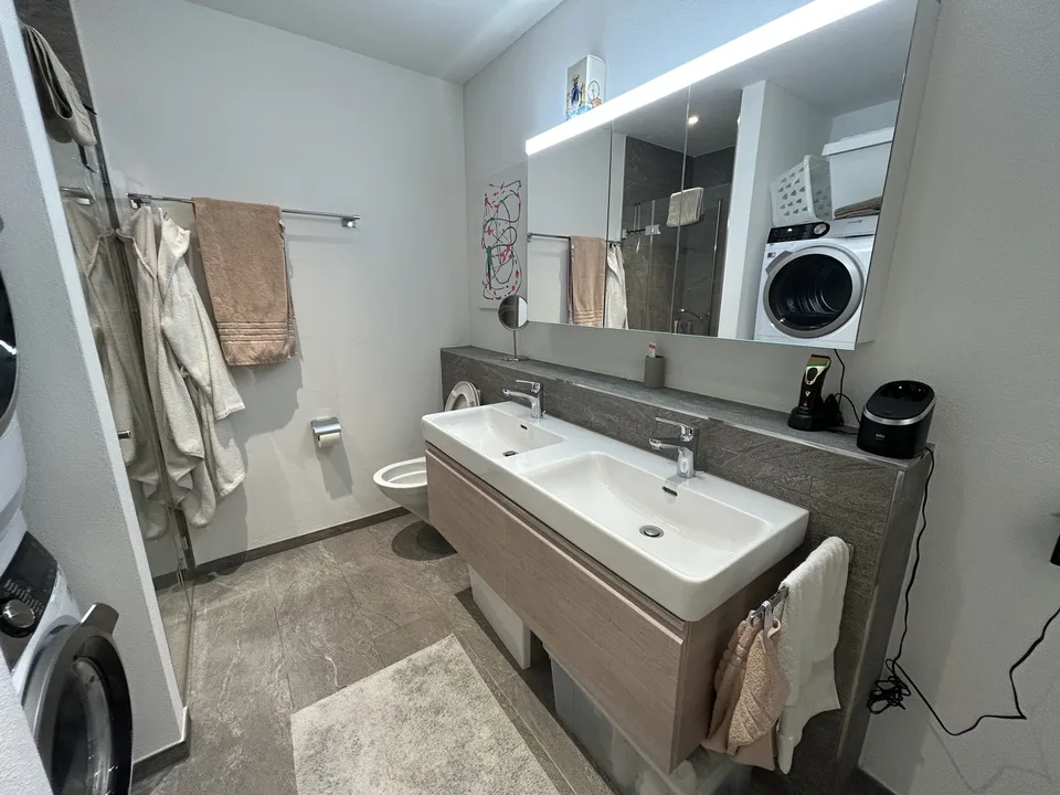 Hochwertig möblierte 3½-Zimmerwohnung in Uitikon Waldegg – Untermiete ab 1. November 2026 – Foto 3 von 6