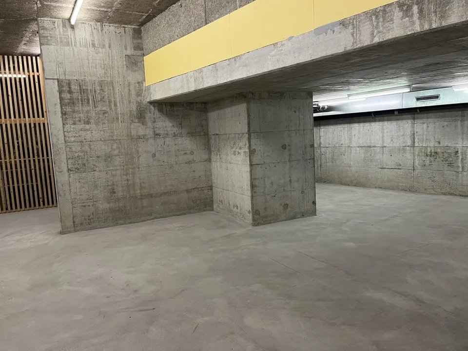 Local d'entrepôt 141m2 à louer en centre-ville Flora Haus – photo 8 sur 9