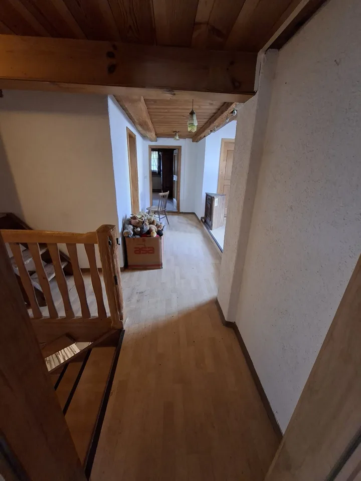 Haus zu verkaufen mit separatem Atelier und Aussenparkplätzen – photo 24 sur 30