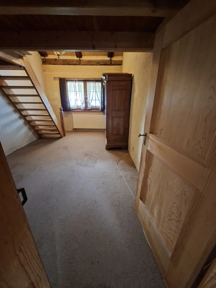Haus zu verkaufen mit separatem Atelier und Aussenparkplätzen – photo 28 sur 30