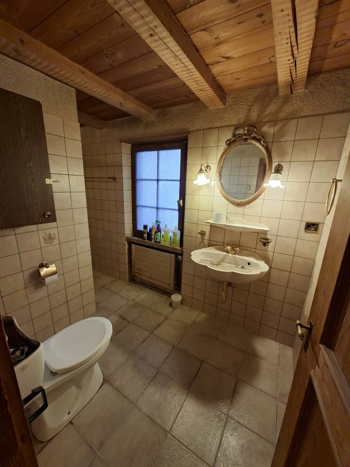 Haus zu verkaufen mit separatem Atelier und Aussenparkplätzen – photo 16 sur 30