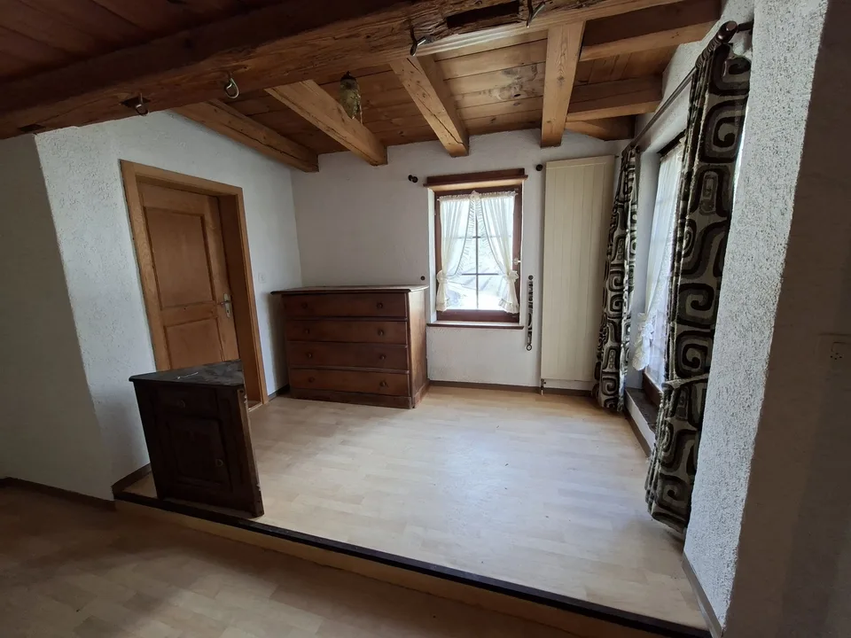 Haus zu verkaufen mit separatem Atelier und Aussenparkplätzen – photo 25 sur 30