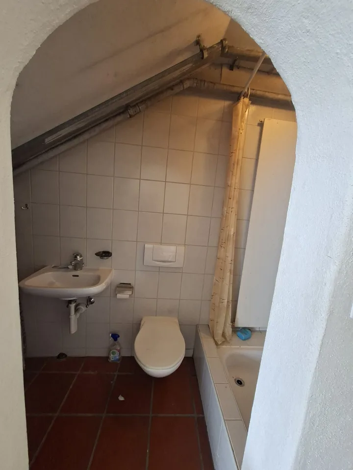 Haus zu verkaufen mit separatem Atelier und Aussenparkplätzen – photo 6 sur 30