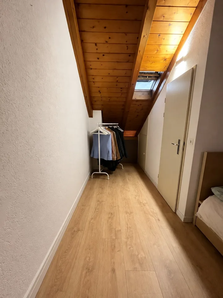 Beautiful four\-room apartment available immediately CHF 2,300 per month, all inclusive – Foto 7 von 22