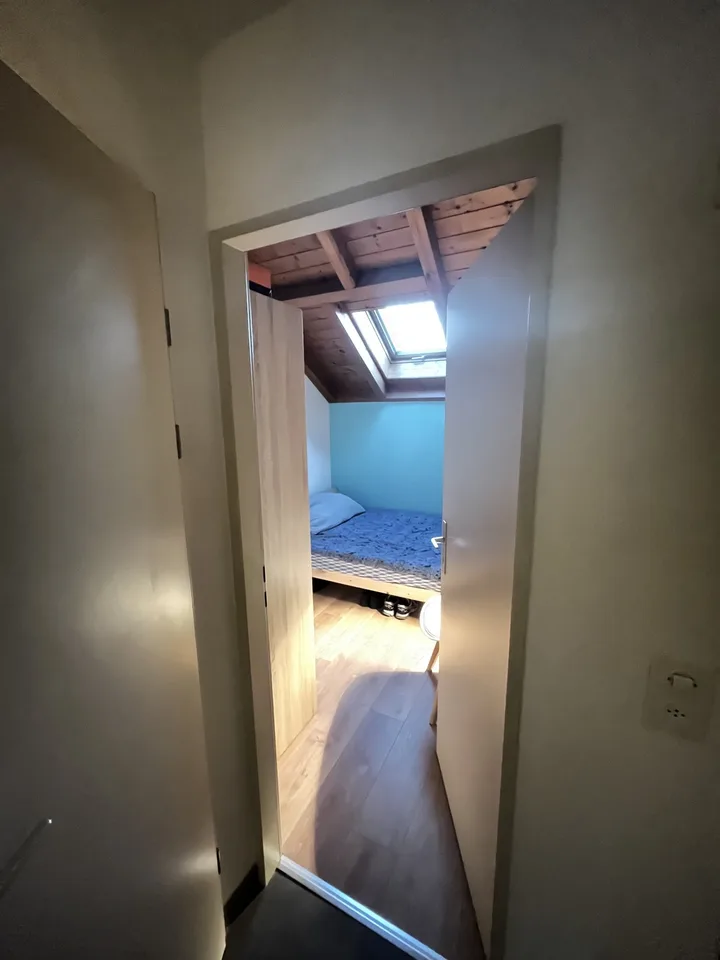 Beautiful four\-room apartment available immediately CHF 2,300 per month, all inclusive – Foto 16 von 22