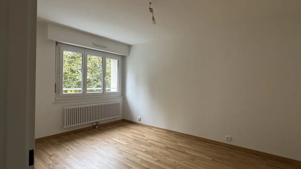 Logement rénové de 3.5 pièces au 1er étage – photo 8 of 10