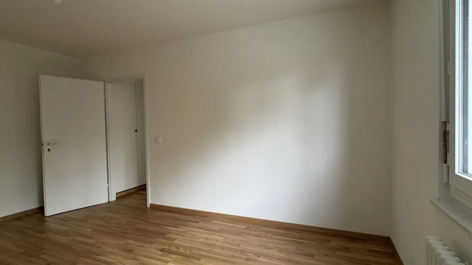 Logement rénové de 3.5 pièces au 1er étage – photo 7 of 10