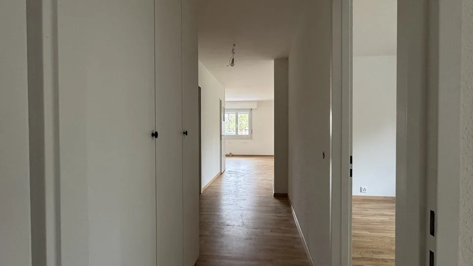 Logement rénové de 3.5 pièces au 1er étage – photo 6 of 10