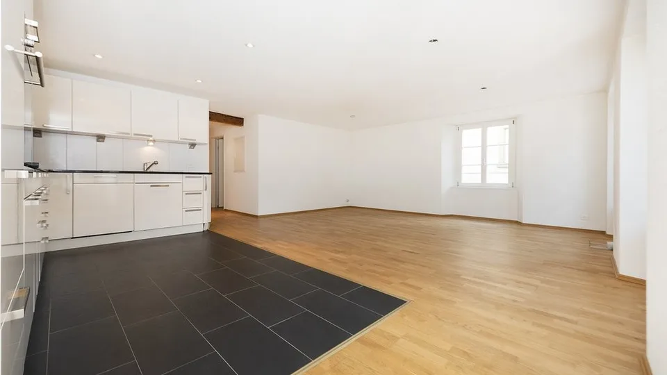BEAUTIFUL APARTMENT WITH TERRACE IN TOP LOCATION! – photo 5 of 12