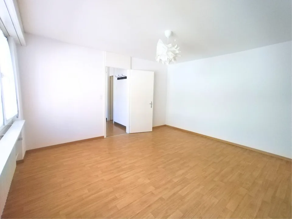 Praktische Wohnung in der nähe zum Zentrum Baden – Foto 3 von 5