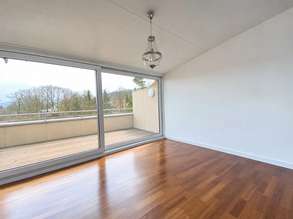4.5 Zimmer Maissonettwohnung in Dietikon – Foto 4 von 11