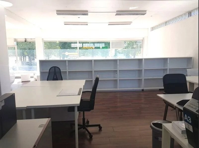 Attraktive Gewerbefläche mit ca. 205 m2 in Thun zu vermieten – foto 4 di 12