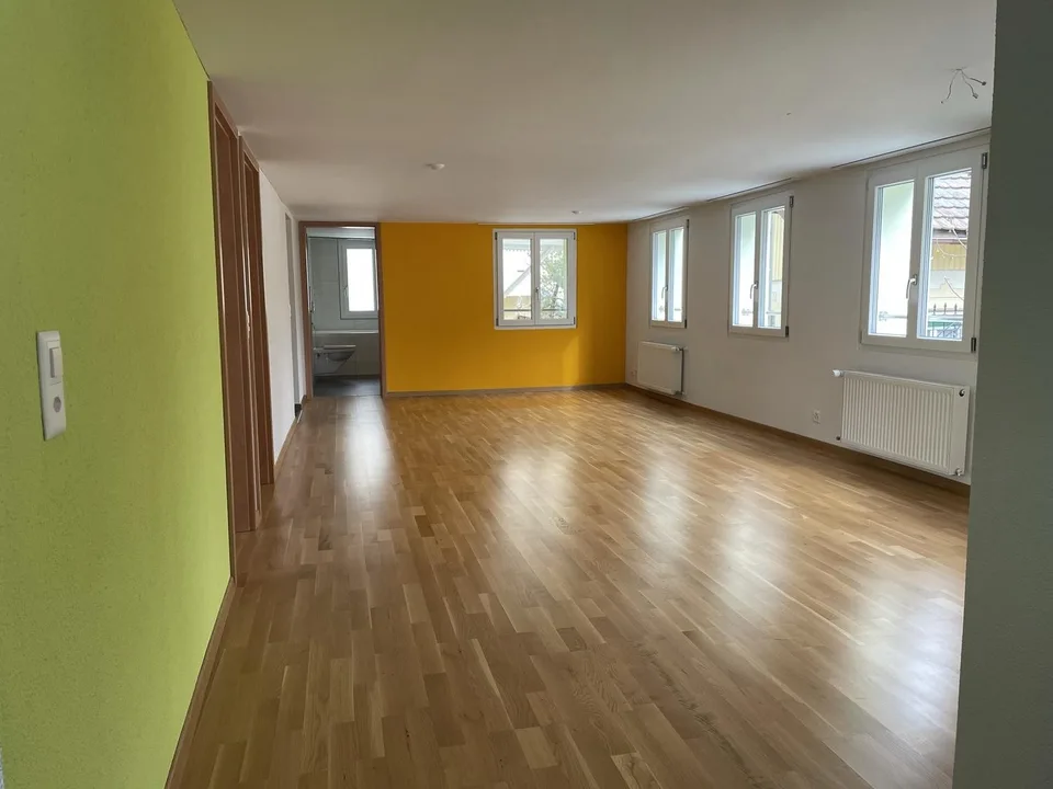 3.5 Zimmer Hochparterre Wohnung in Niederuzwil – Foto 3 von 11