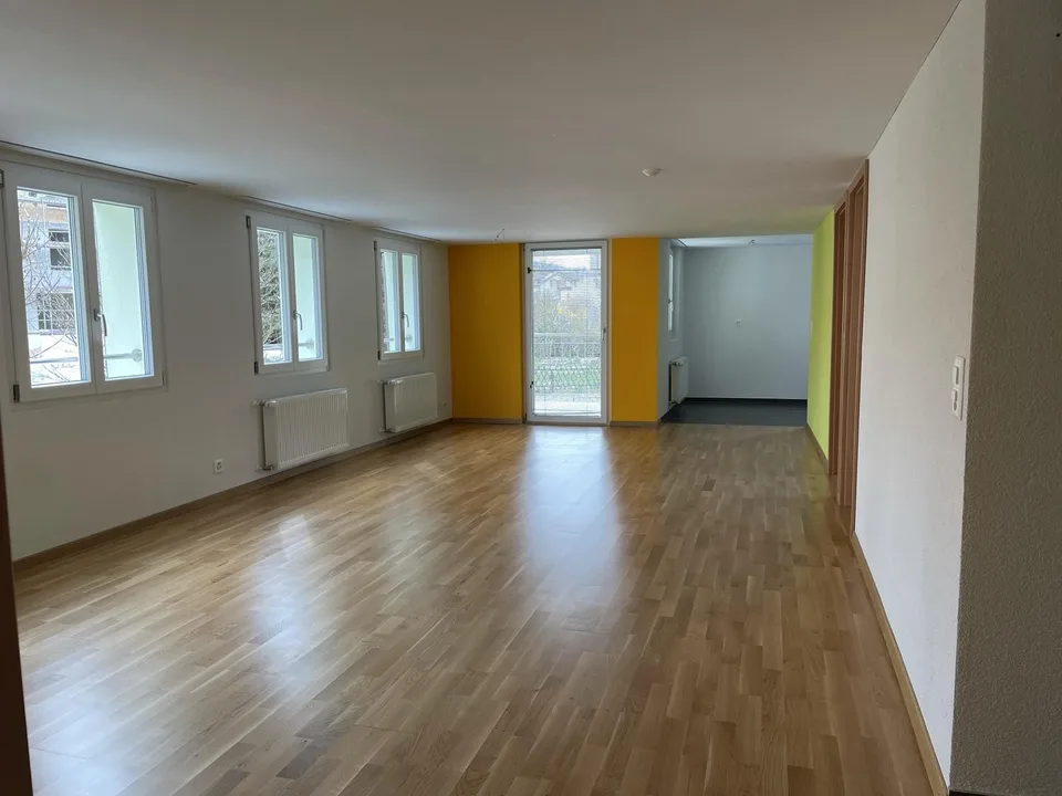 3.5 Zimmer Hochparterre Wohnung in Niederuzwil – Foto 4 von 11