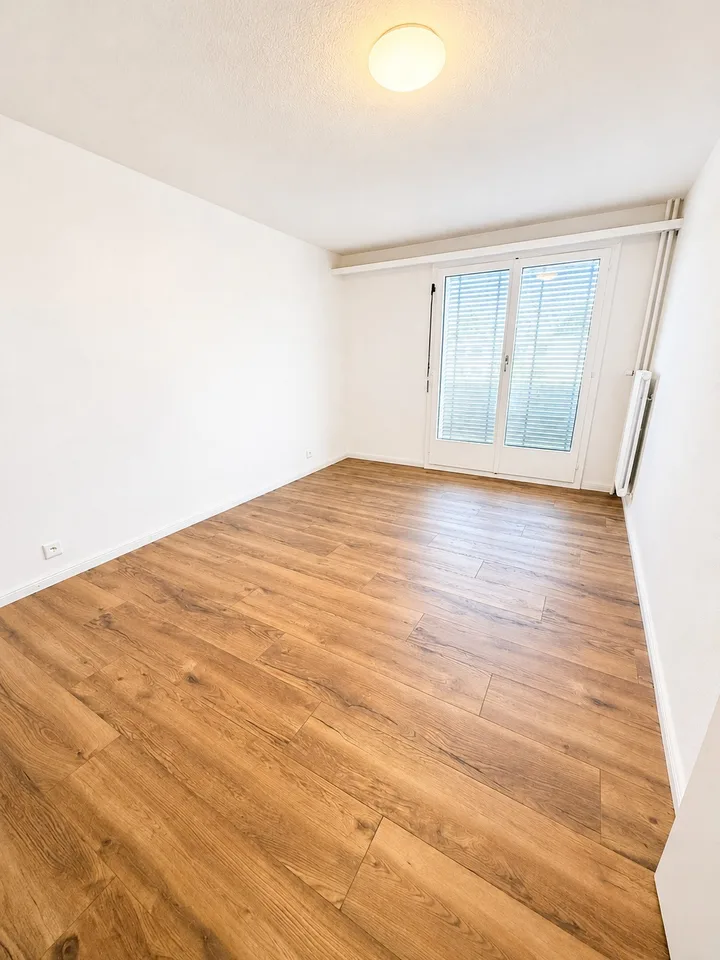 Première location après rénovation – Foto 6 von 7