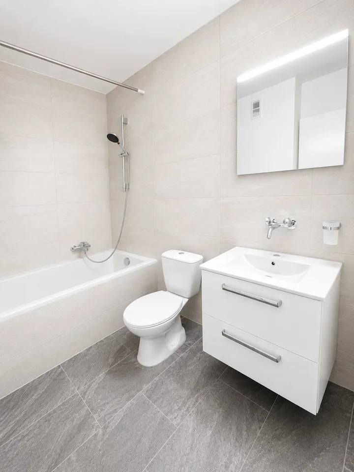 Première location après rénovation – Foto 3 von 7
