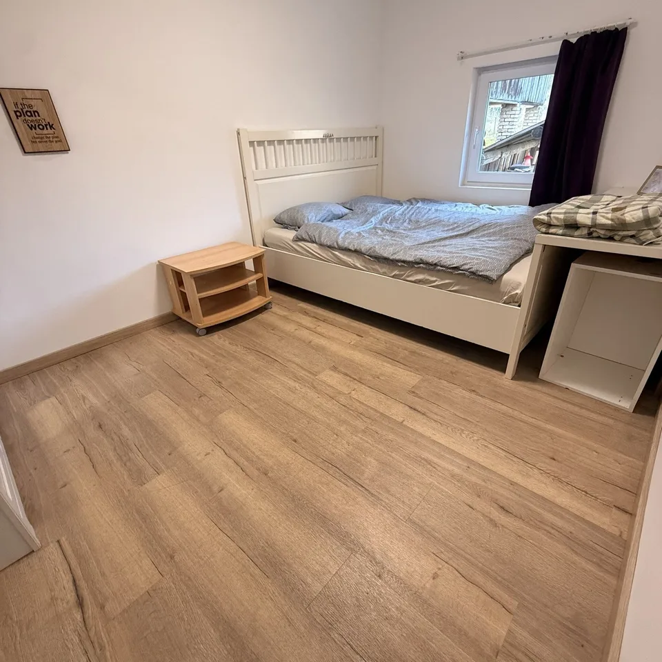 Möbliertes 5.5-Zimmer-Haus mit Garten, 15 Min. nach Zürich - befristet 1-12 Monate – foto 9 di 11